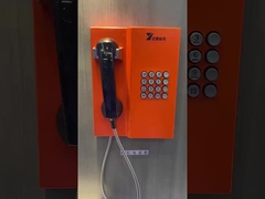 11 Telefono impermeabile IP65